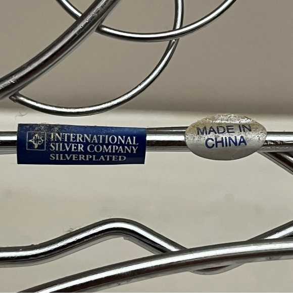 International Silver Co. Wire Christmas Card Holder In Reindeer Shape 18 x 16.5 - Picture 9 of 11